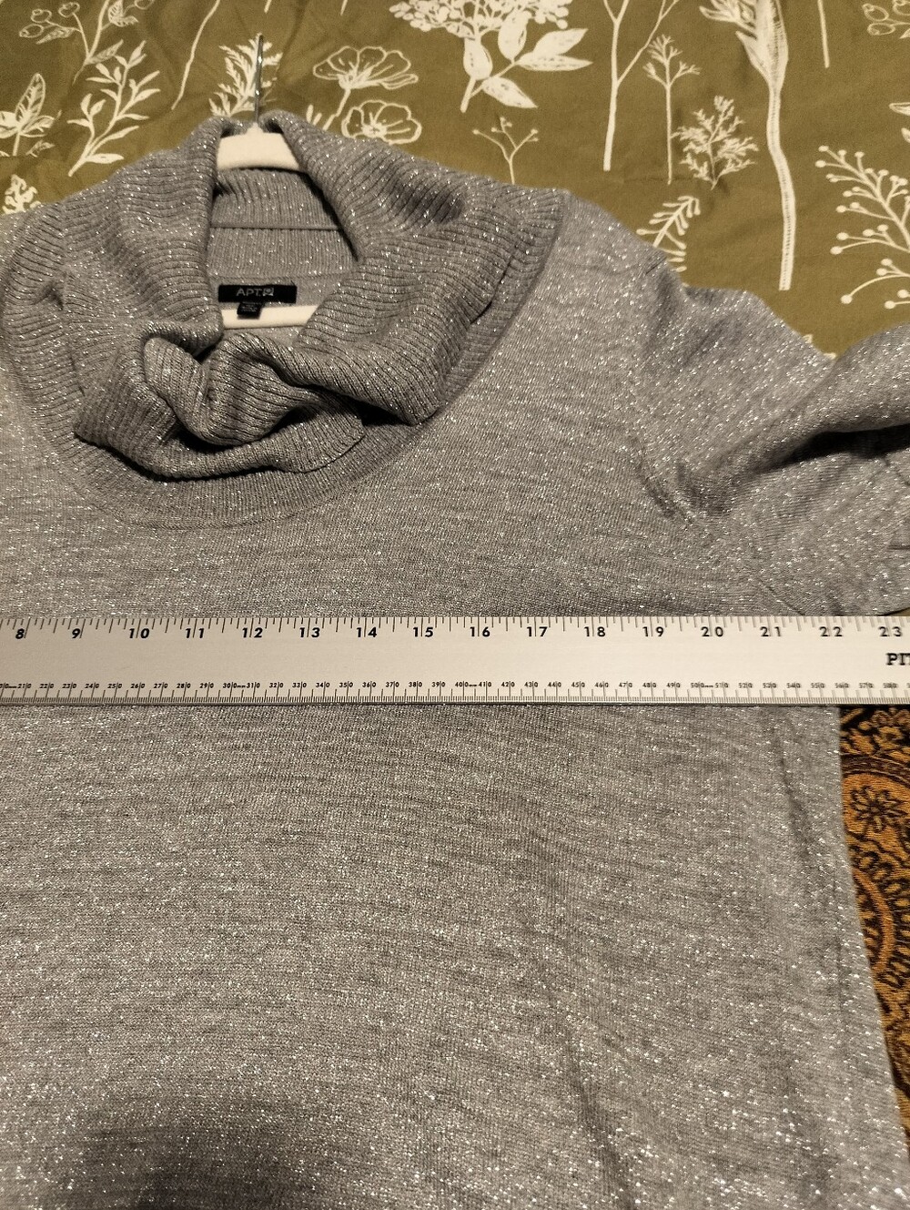 Apt. 9 Women's XL(OX) Metallic Silver Gray Marled ShortSleeve Cowl Neck Sweater - Picture 5 of 8